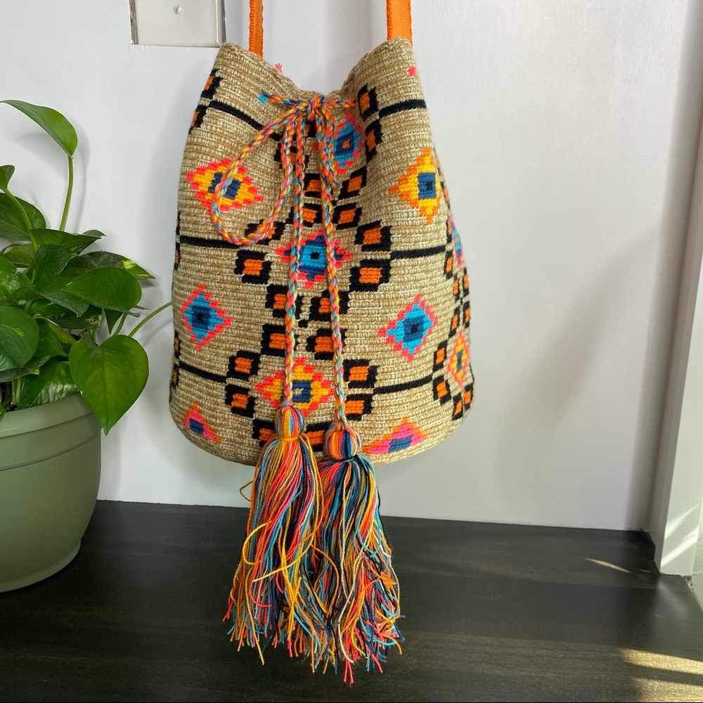 NWOT Unique Wayuu Mochila Bag - Picture 3 of 7